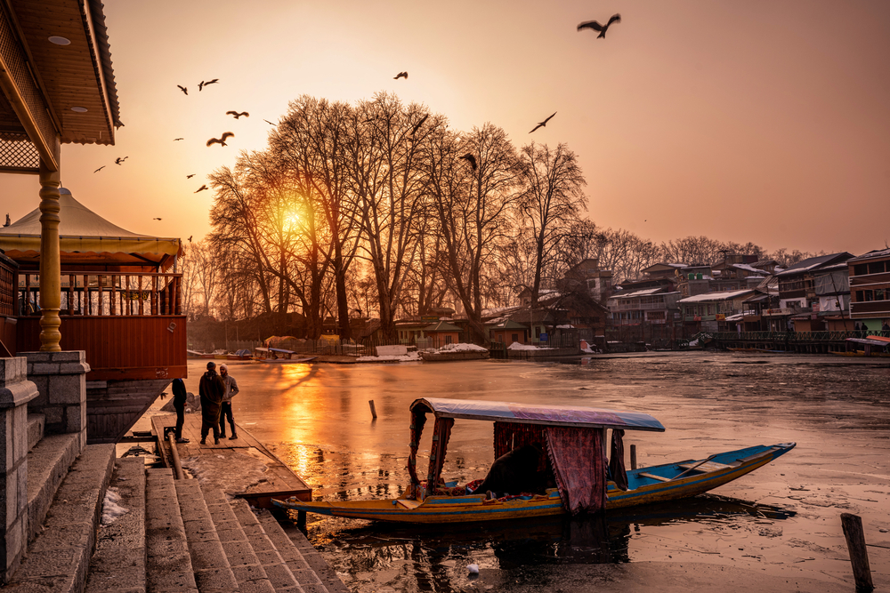 Kashmir Welcomes Nearly 3 Million Tourists in 2024