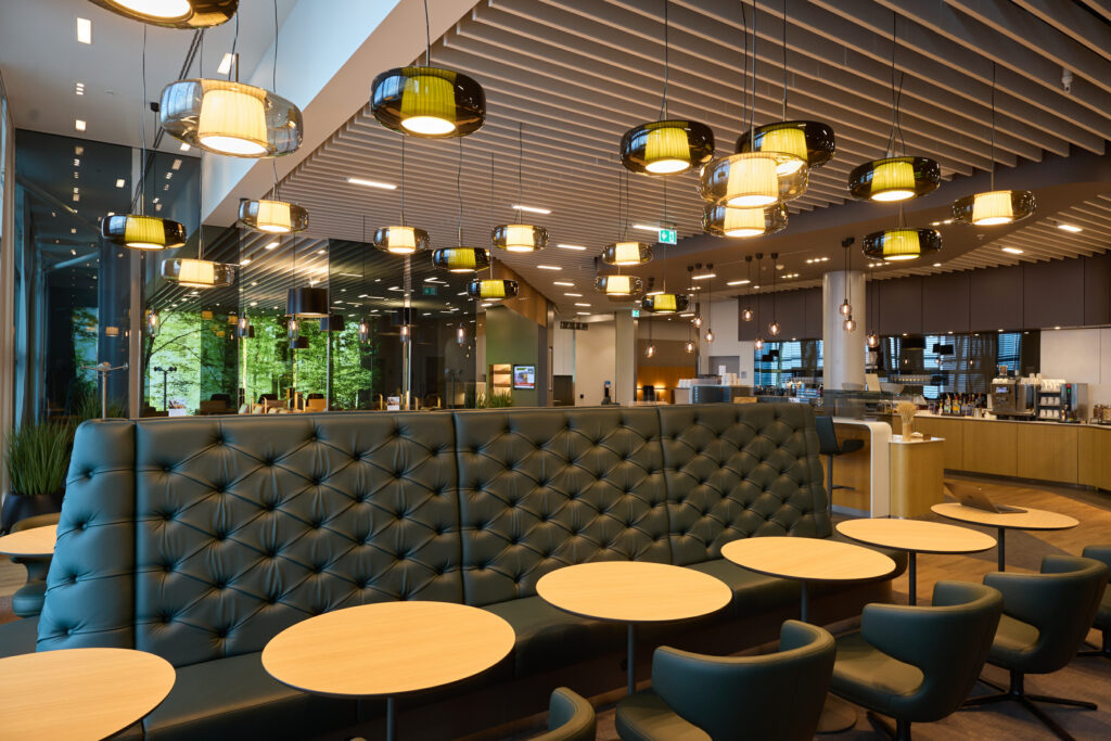 Lufthansa Opens Renovated Lounge at Heathrow Airport