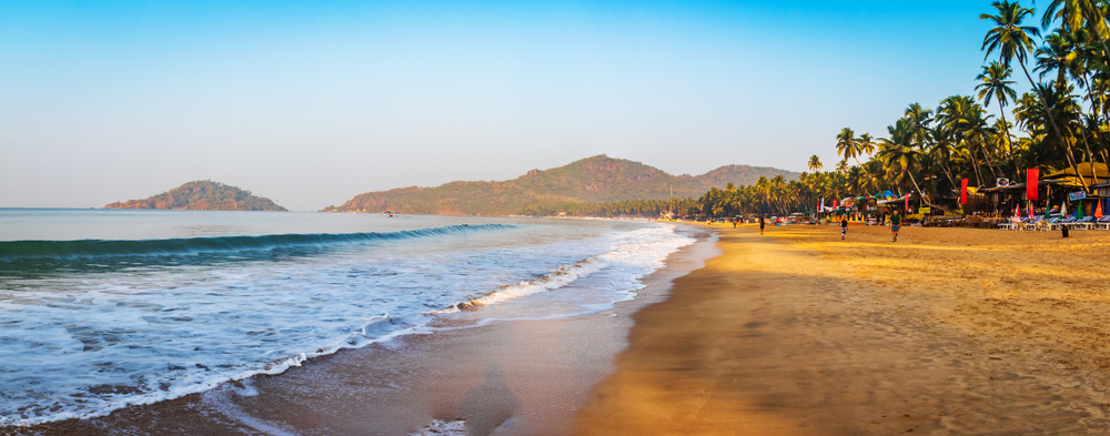 Goa's Government Enforces Shack Policy Compliance