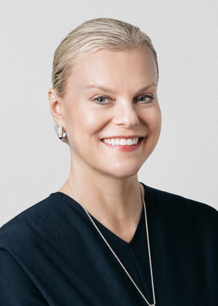 Claudia Kozma Kaplan Takes on Chief Brand Officer Role at Raffles & Fairmont Hotels