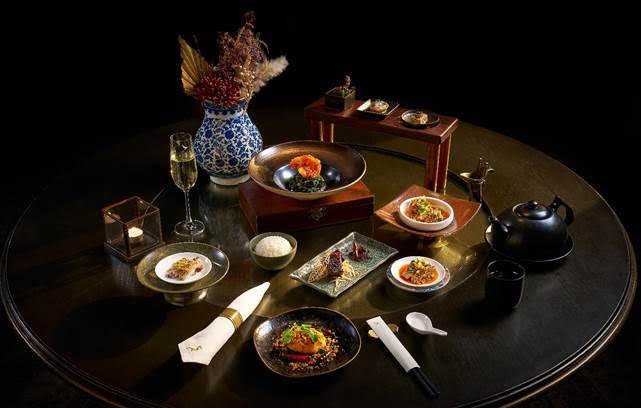 Cathay Pacific Partners with Mott 32 for Premium Dining Experience