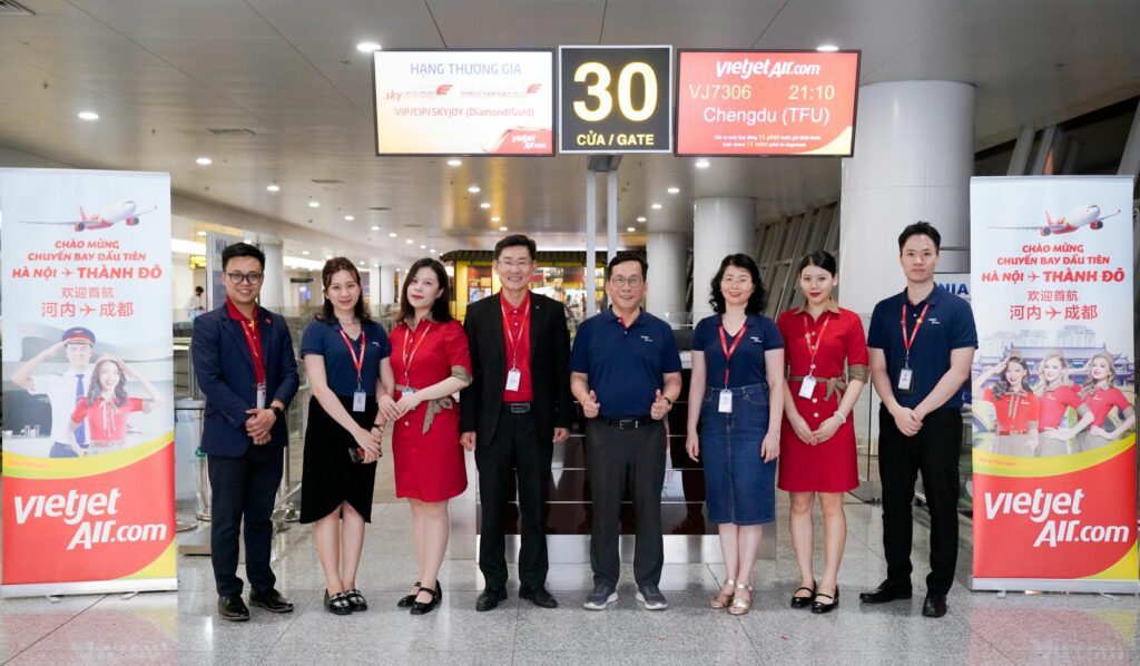 Vietjet Initiates Direct Flights Linking Hanoi to Chengdu