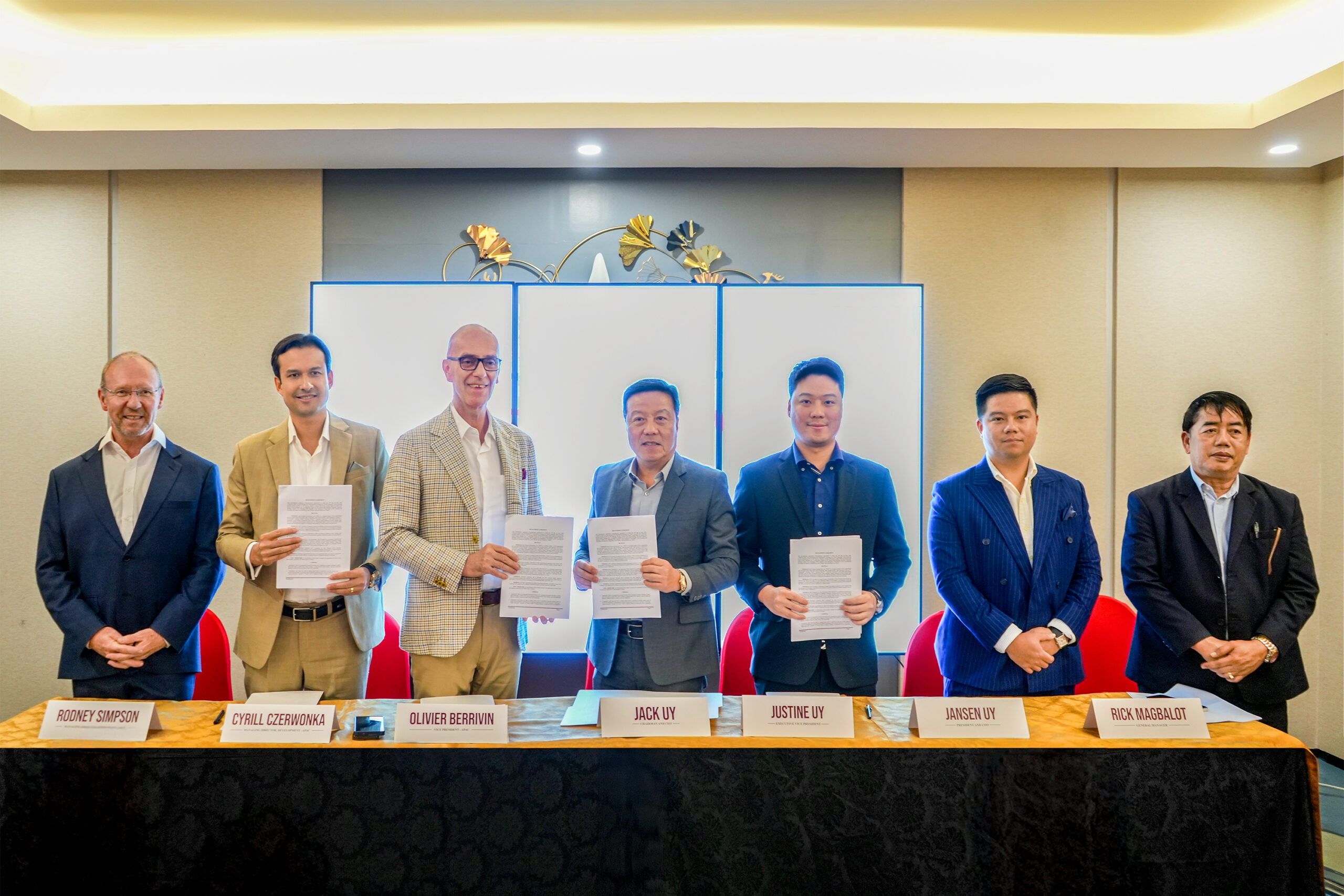 BWH Hotels and Savers Group Holdings Forge Partnership