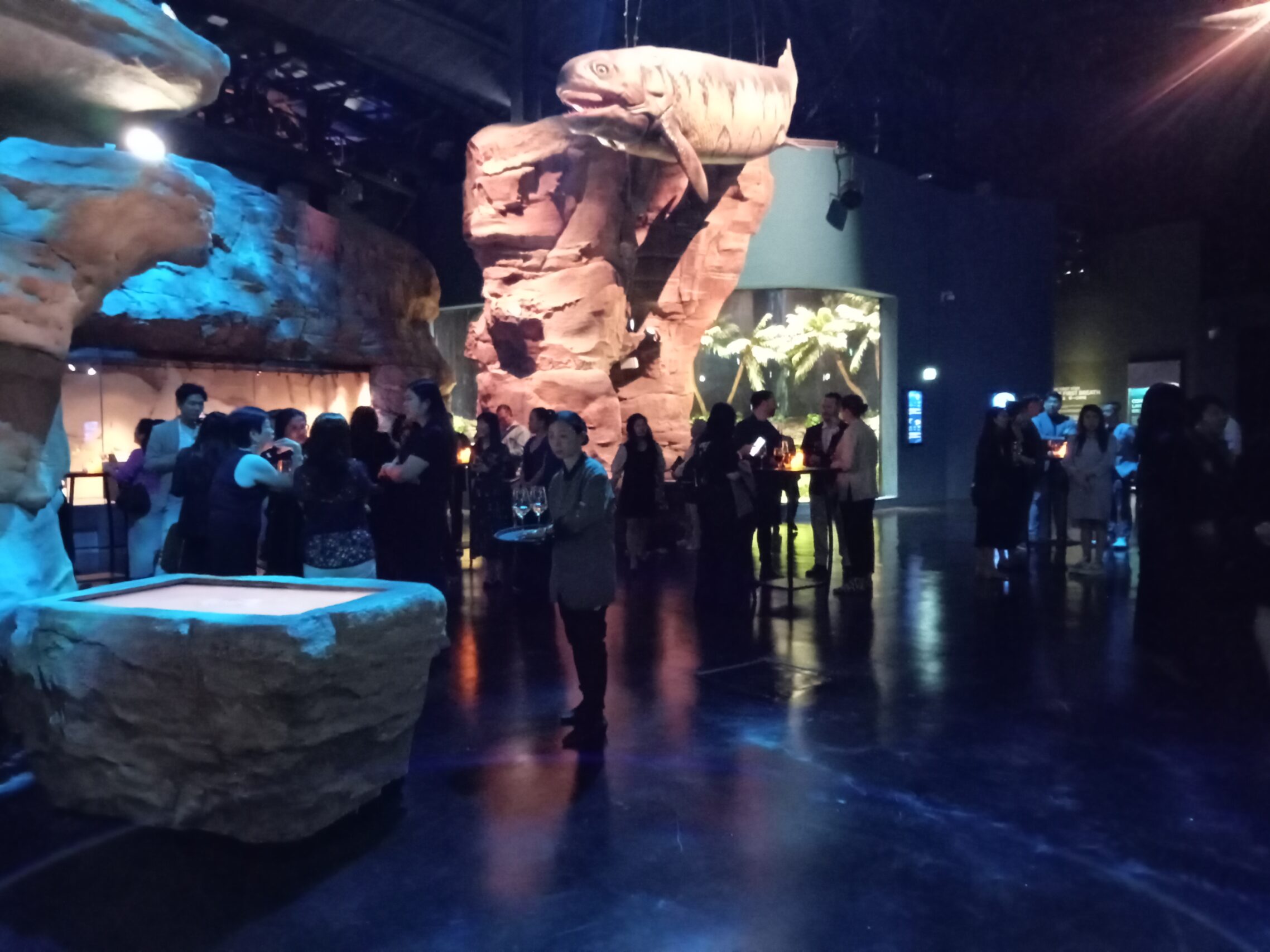 Impressive Reception Kicks Off Singapore MICE Forum at Oceanarium