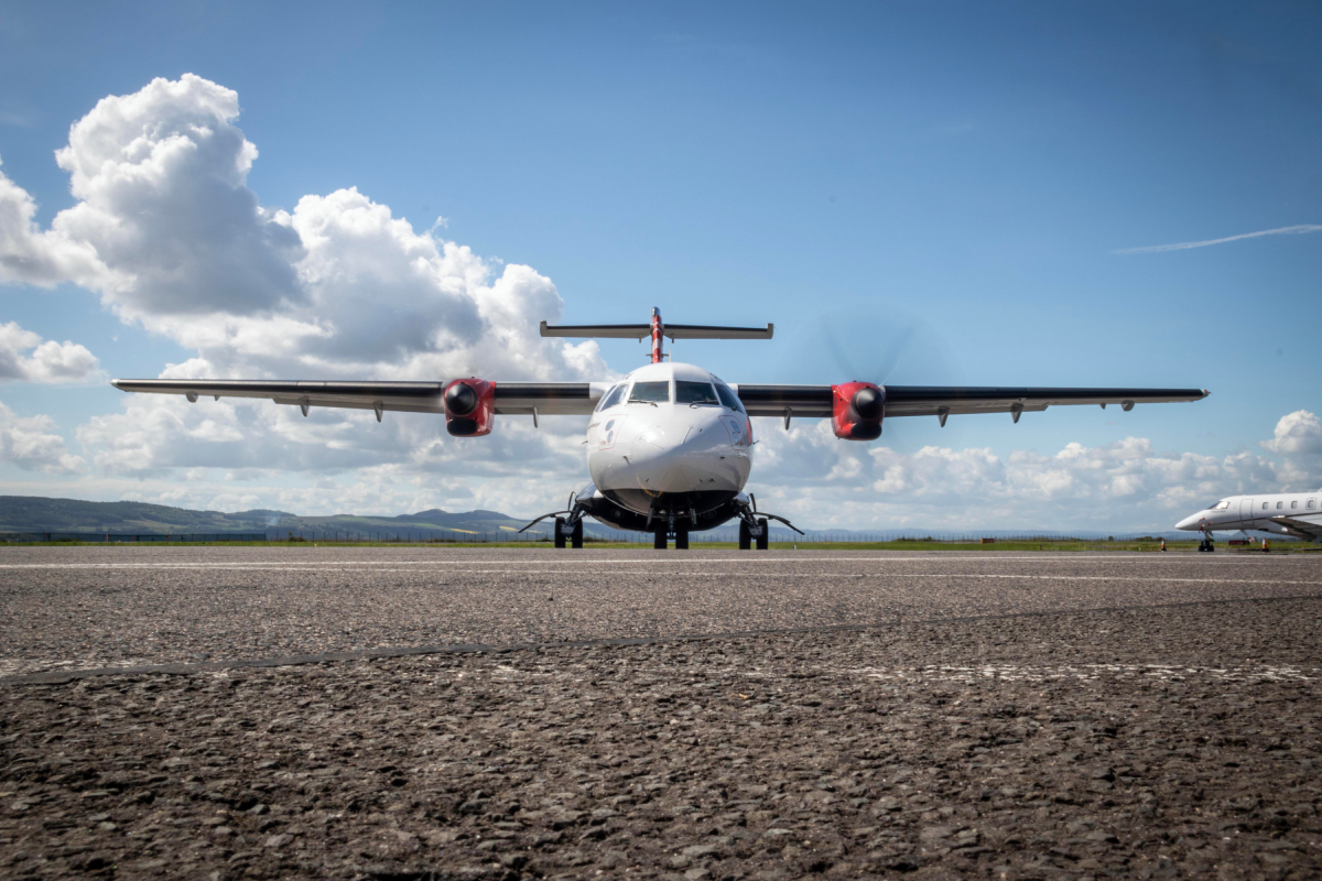 Loganair Enhances Payment Flexibility with New PayPal Feature