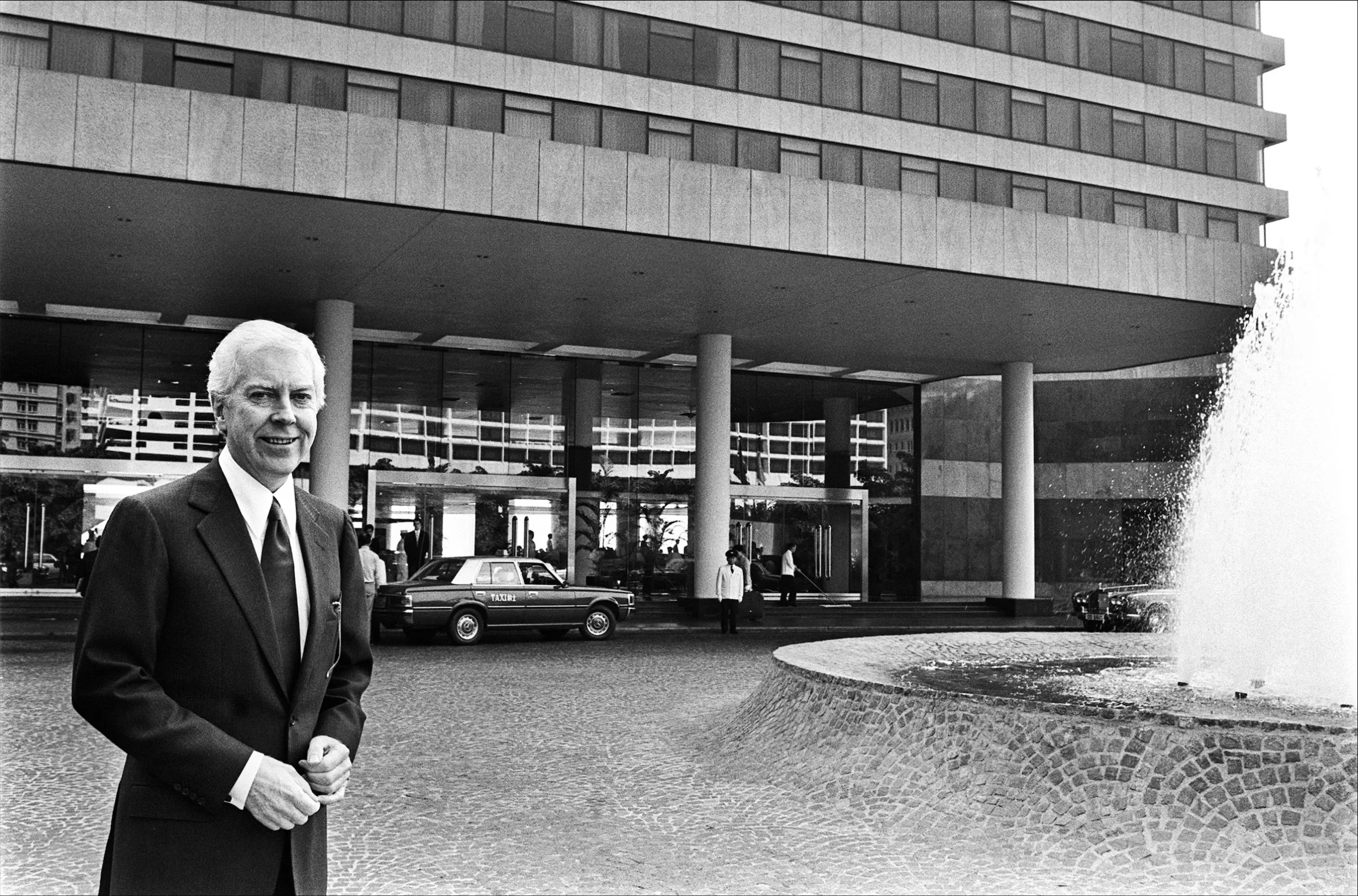 Global Hospitality Industry Pays Tribute to Regent Hotels Founder Robert H. Burns