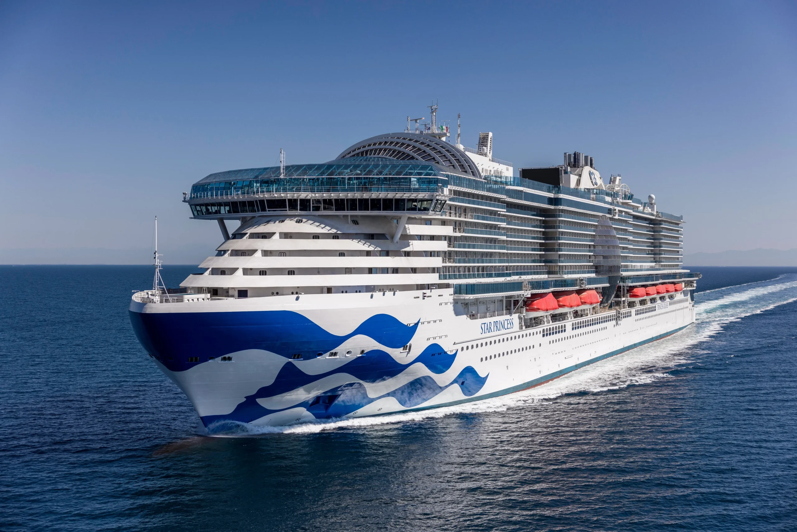 Star Princess Sets Sail on Maiden Voyage