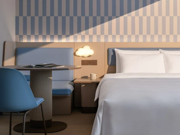 H World Group in China Reports Strong Financial Results for Q3-2025