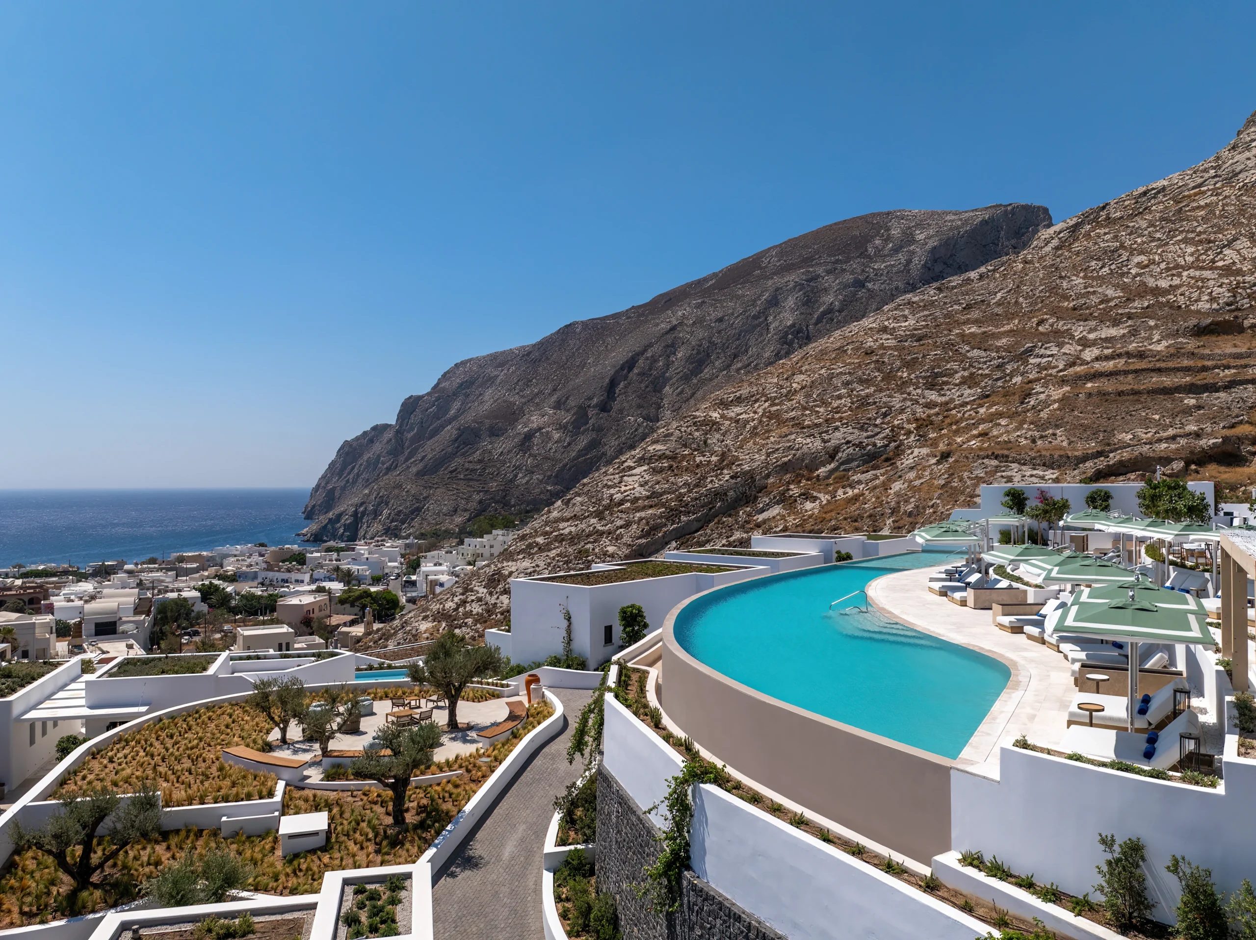 LXR Hotels & Resorts Set to Launch Sandblu Santorini in Greece