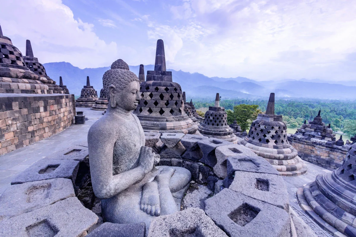 Indonesia Aims for $16 Billion in Tourism Investment as Sector Reaches New Heights