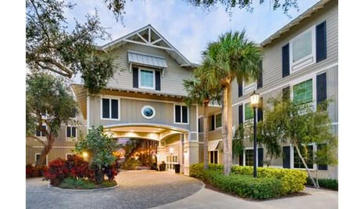 Hampton by Hilton Reveals Renovated New Smyrna Beach Hotel